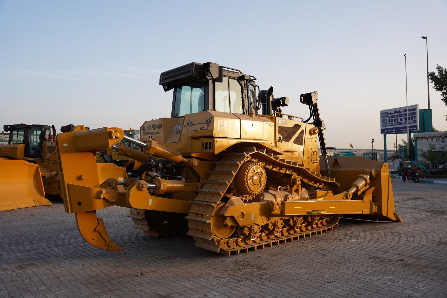 2022 Like-New Caterpillar Cat D8T Crawler Dozer Bulldozer Tractor